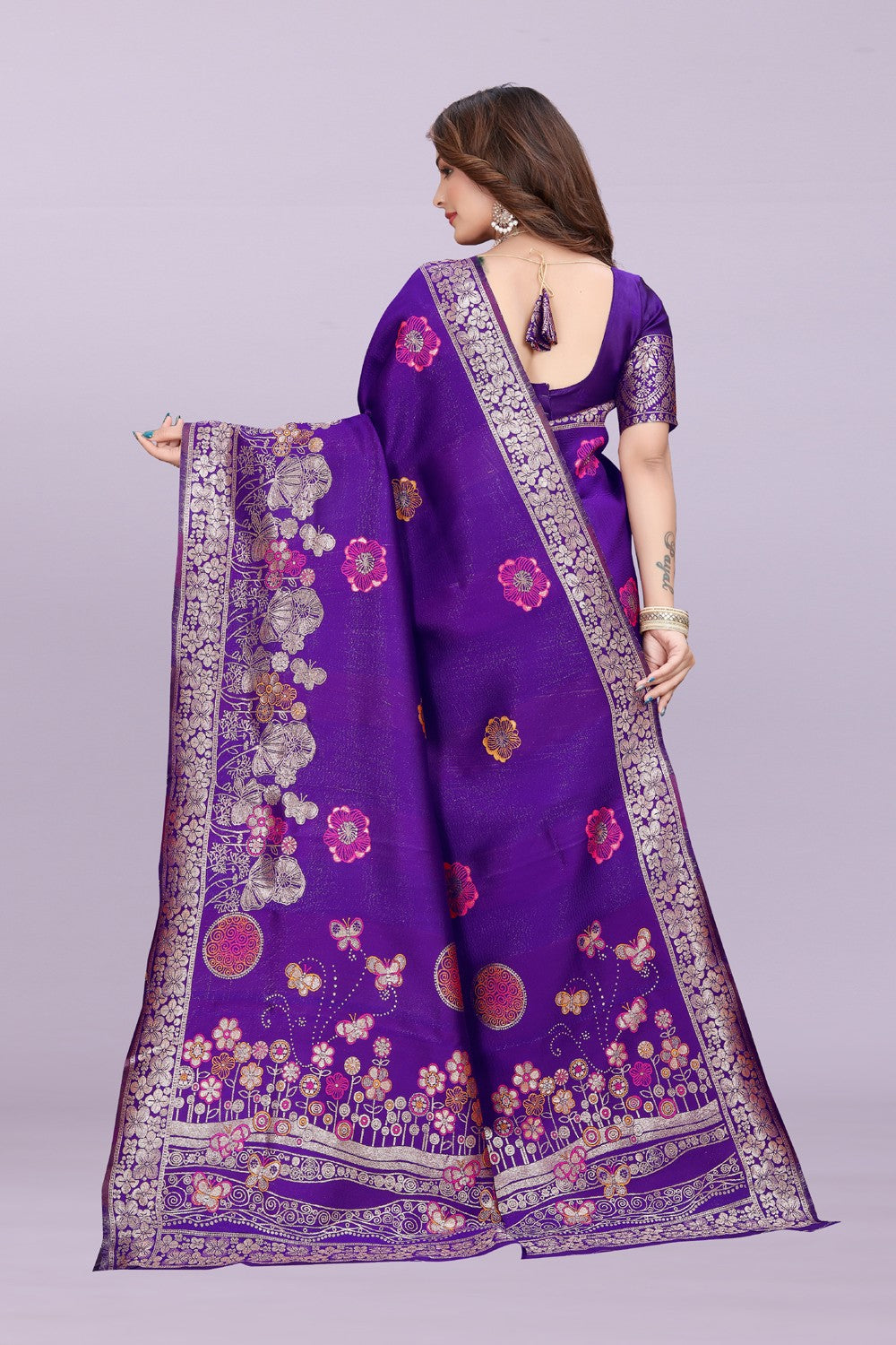 Banarasi Silk Saree with Floral Zari Border – Elegant Wedding & Festive Wear