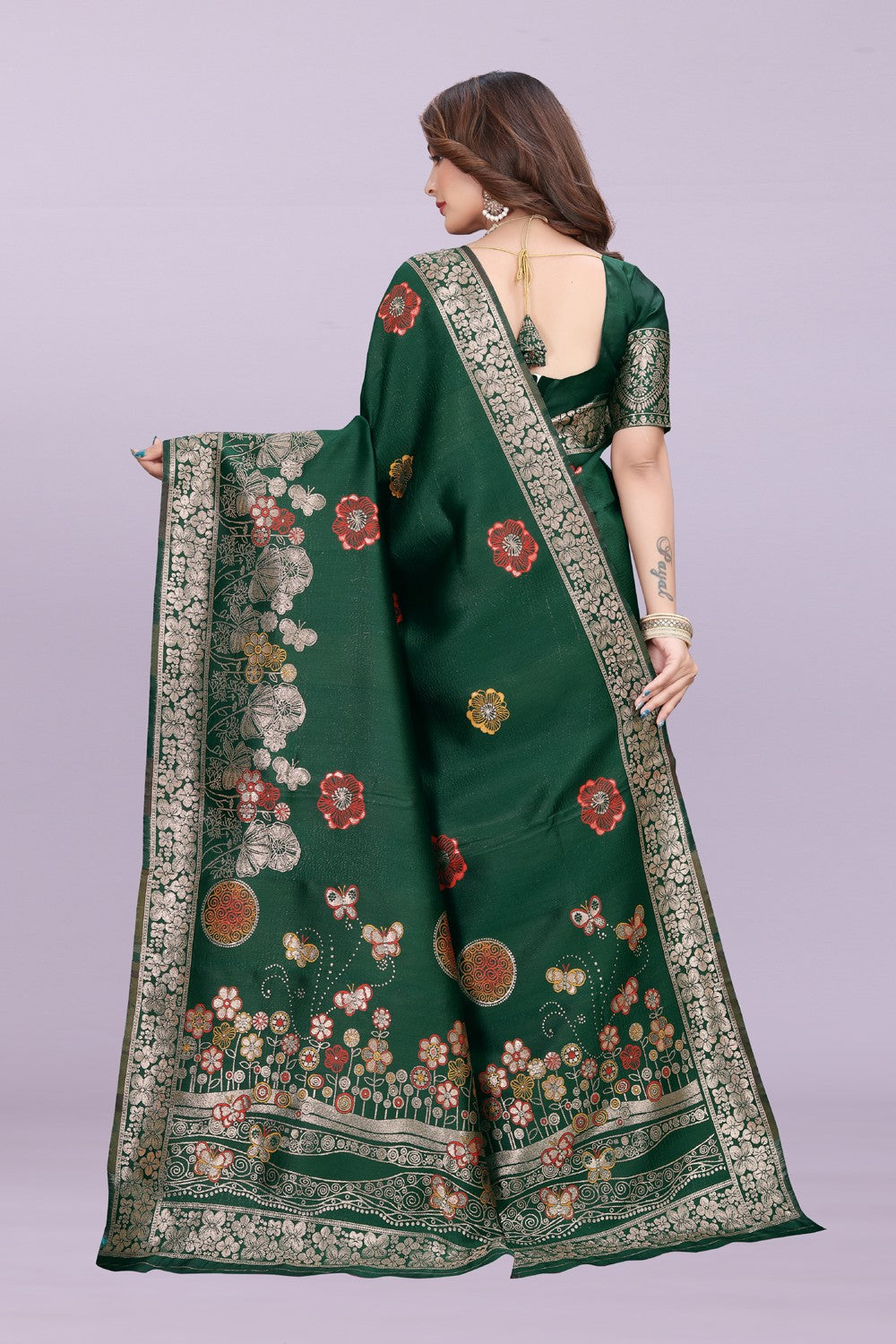 Banarasi Silk Saree with Floral Zari Border – Elegant Wedding & Festive Wear