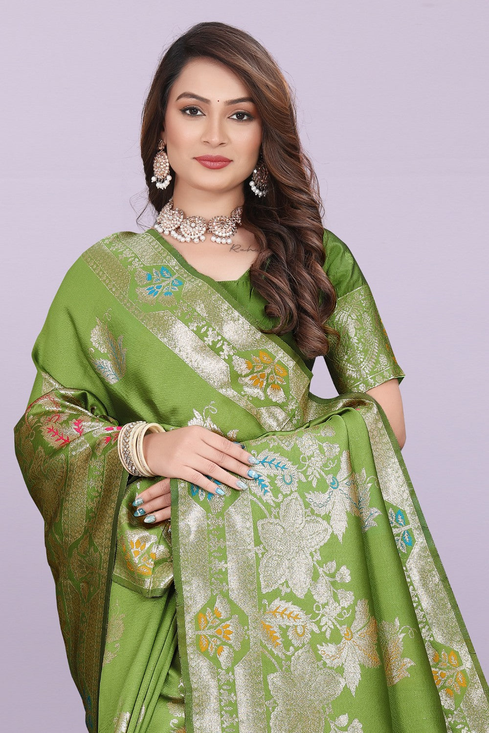 Banarasi Silk Saree with Rich Zari Pallu & Designer Border – Bridal & Wedding Wear