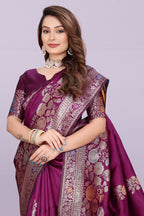 Designer Silk Saree with Floral Motif & Zari Detailing – Party & Festive Wear