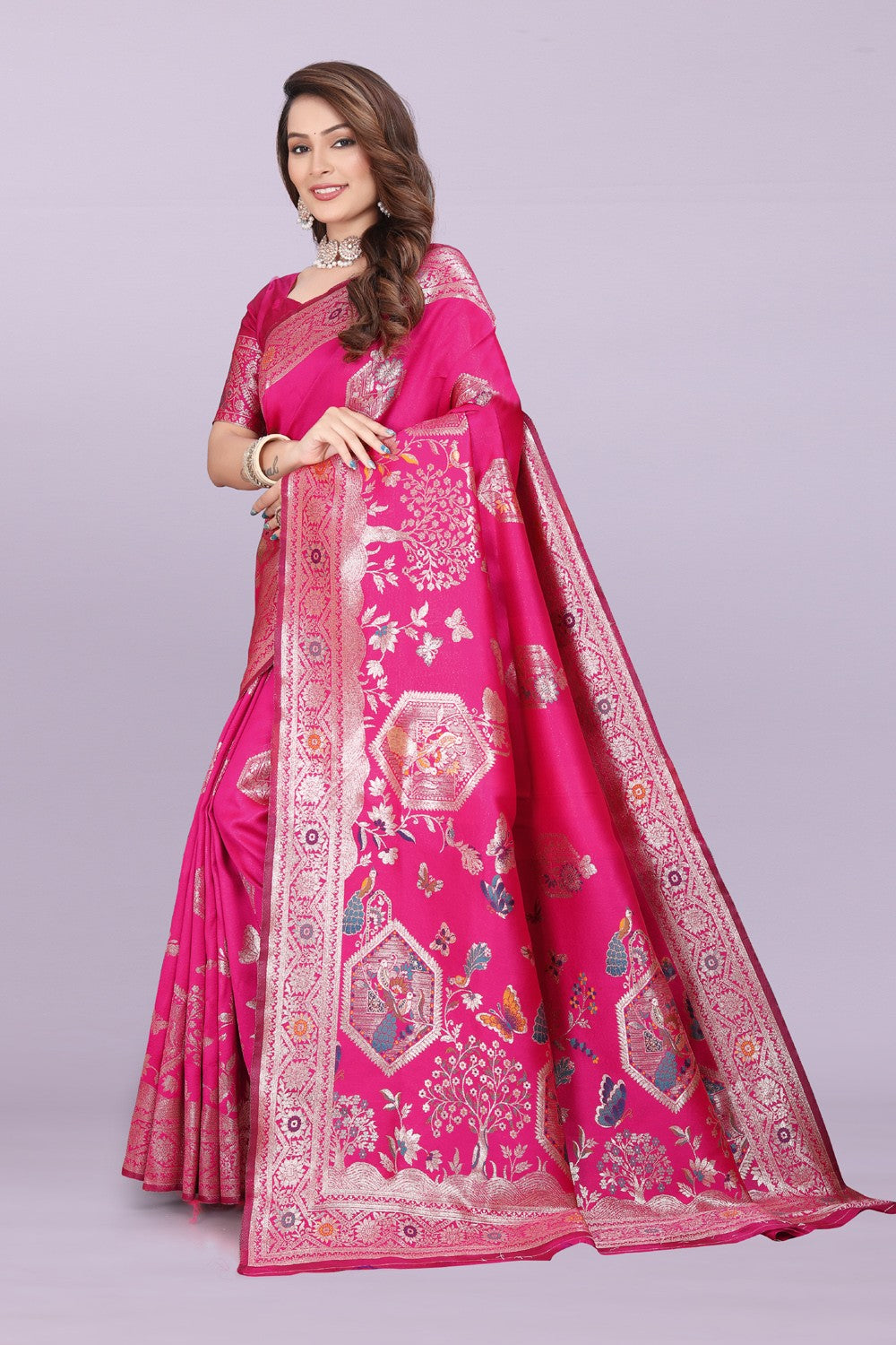 Artistic Woven Silk Saree with Peacock Motif – Premium Festive & Party Wear
