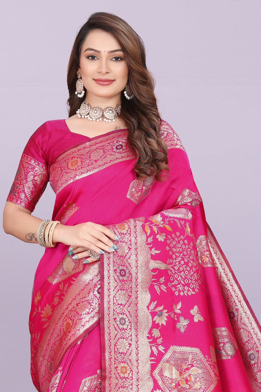 Artistic Woven Silk Saree with Peacock Motif – Premium Festive & Party Wear