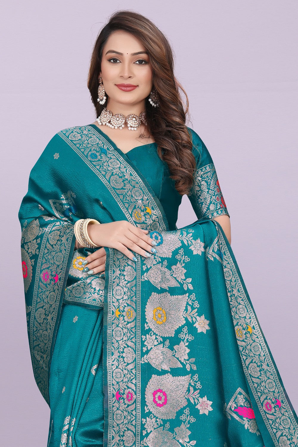 Woven Silk Saree with Floral & Peacock Zari Design – Elegant Festive Wear