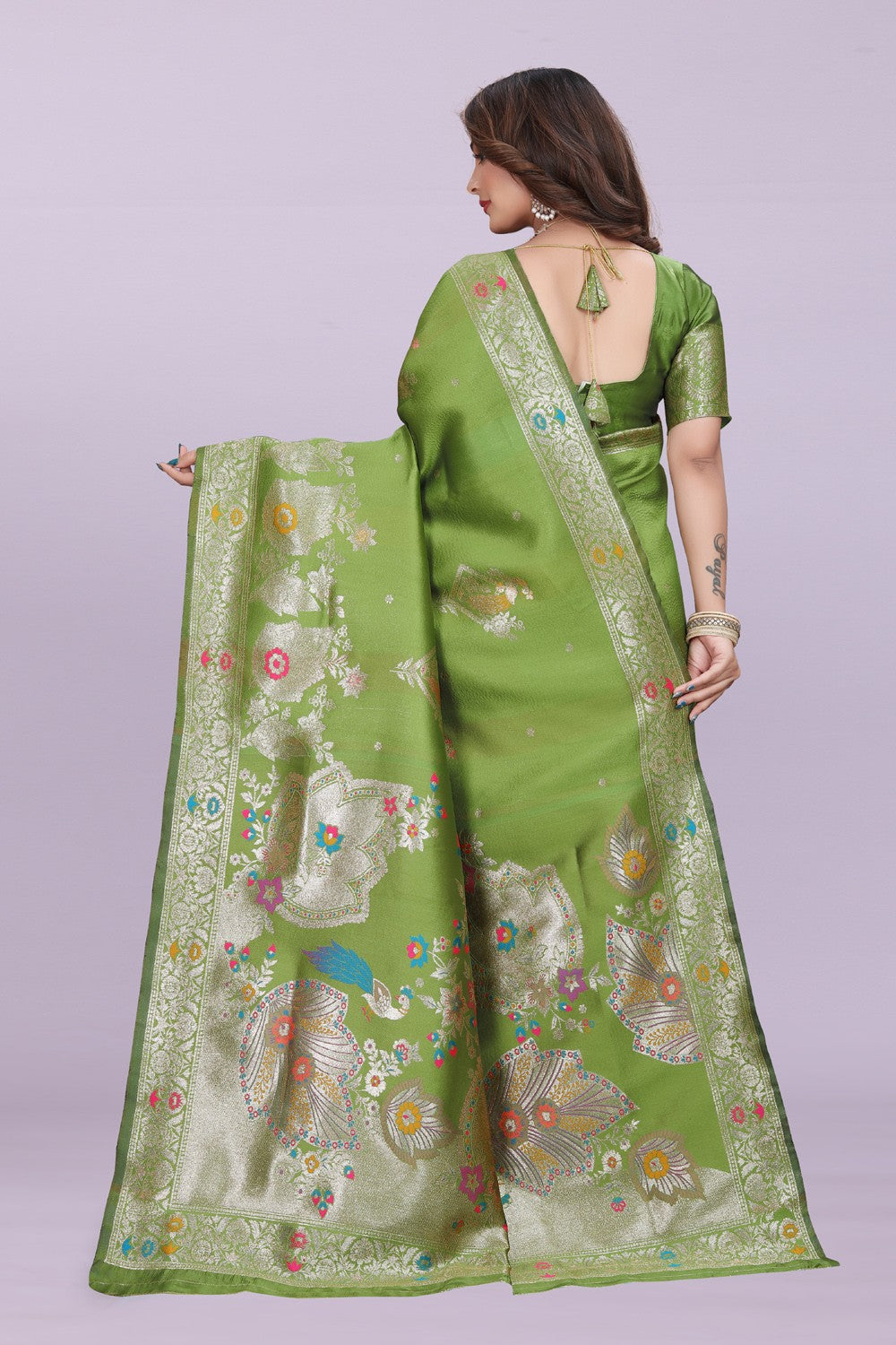 Woven Silk Saree with Floral & Peacock Zari Design – Elegant Festive Wear