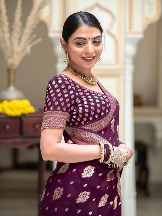Silk Saree with Traditional Butti Design & Zari Border – Wedding & Festive Wear