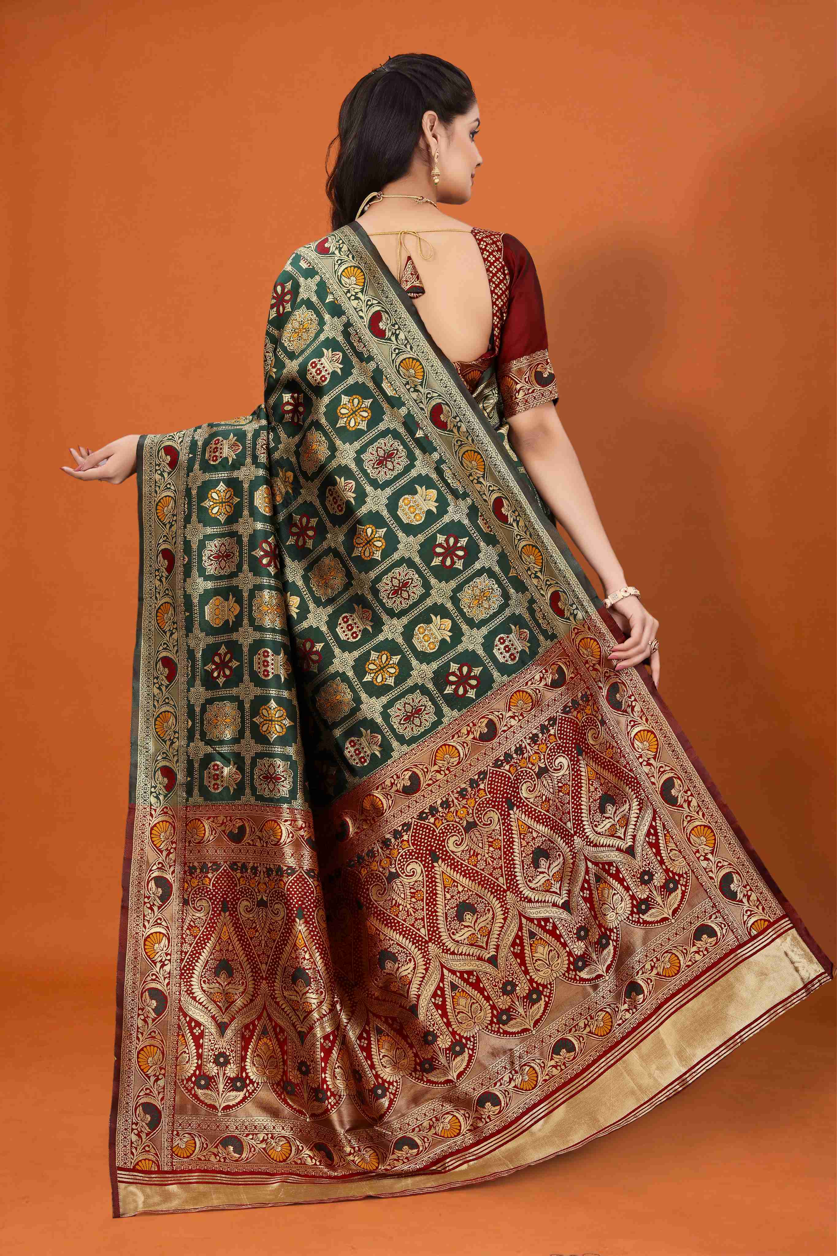 Banarasi Saree for Women Wedding Wear | Silk Designer Saree with Rich Pallu