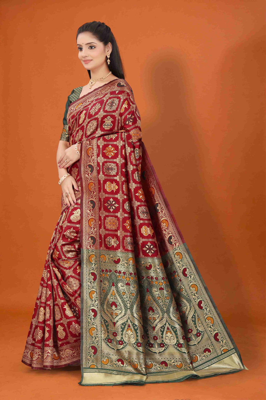 Banarasi Saree for Women Wedding Wear | Silk Designer Saree with Rich Pallu