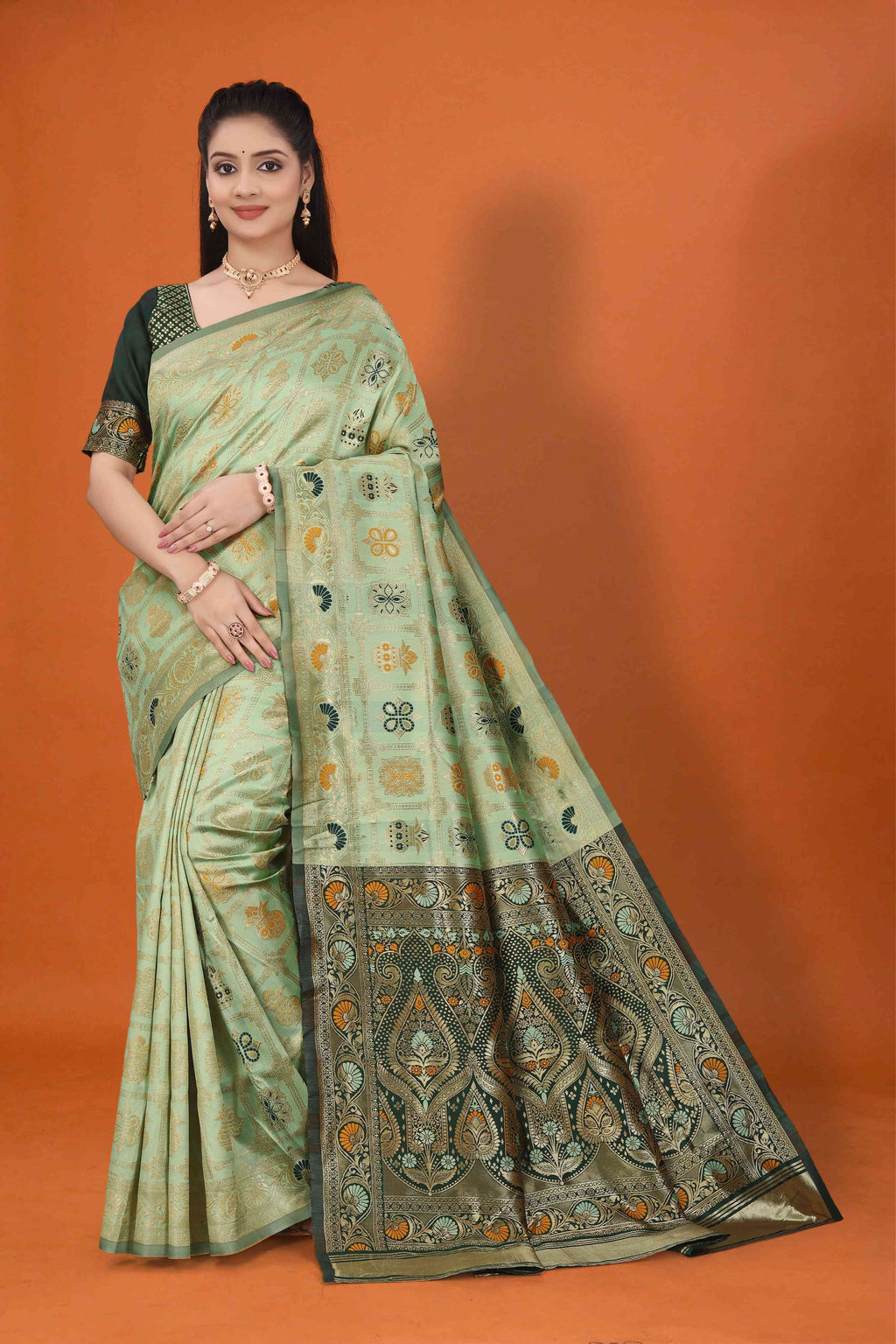 Banarasi Saree for Women Wedding Wear | Silk Designer Saree with Rich Pallu