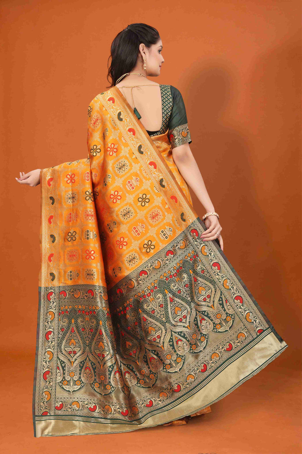 Banarasi Saree for Women Wedding Wear | Silk Designer Saree with Rich Pallu