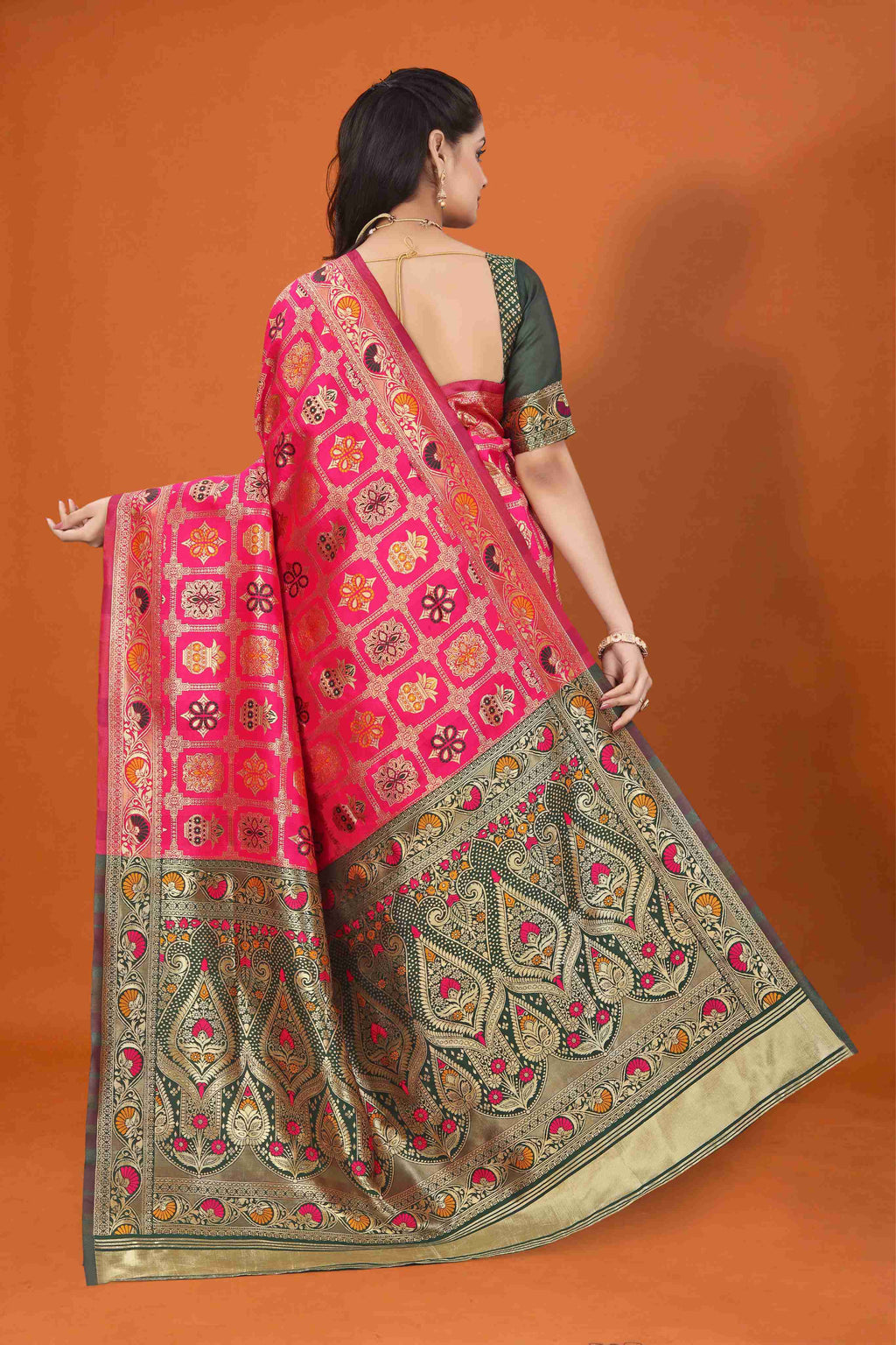 Banarasi Saree for Women Wedding Wear | Silk Designer Saree with Rich Pallu