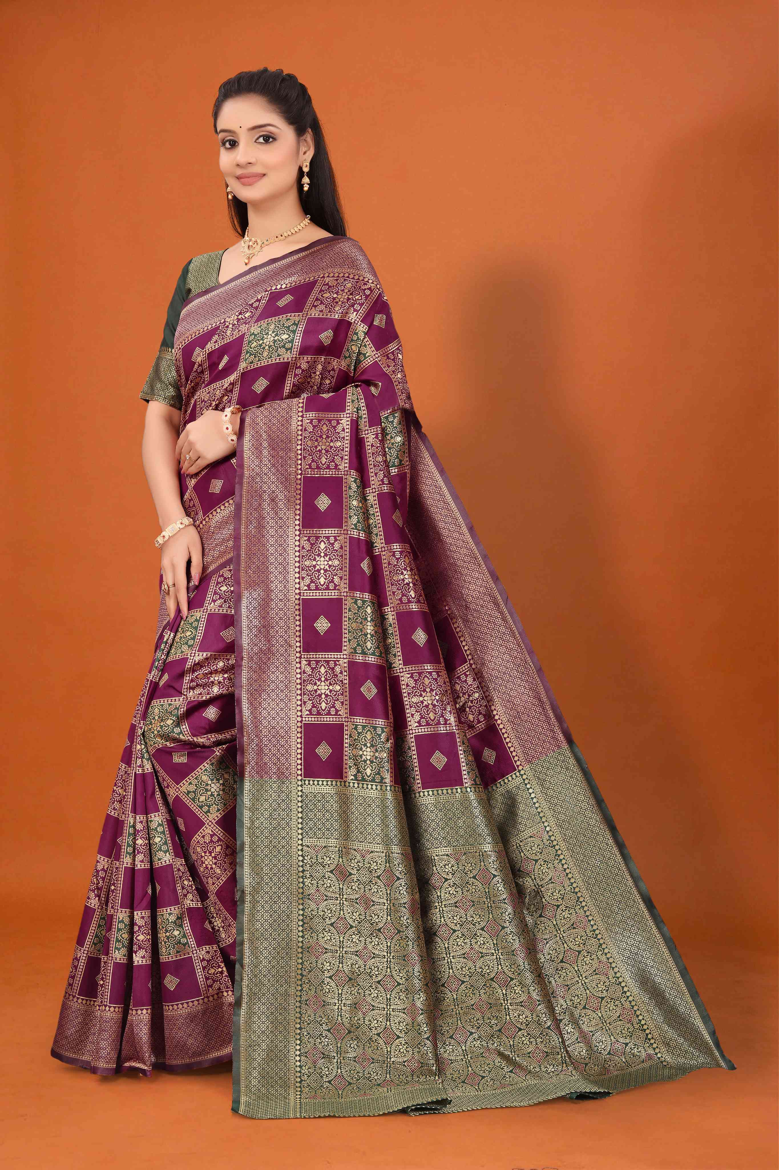 Banarasi Silk Saree for Women | Checkered Zari Design with Rich Pallu & Border