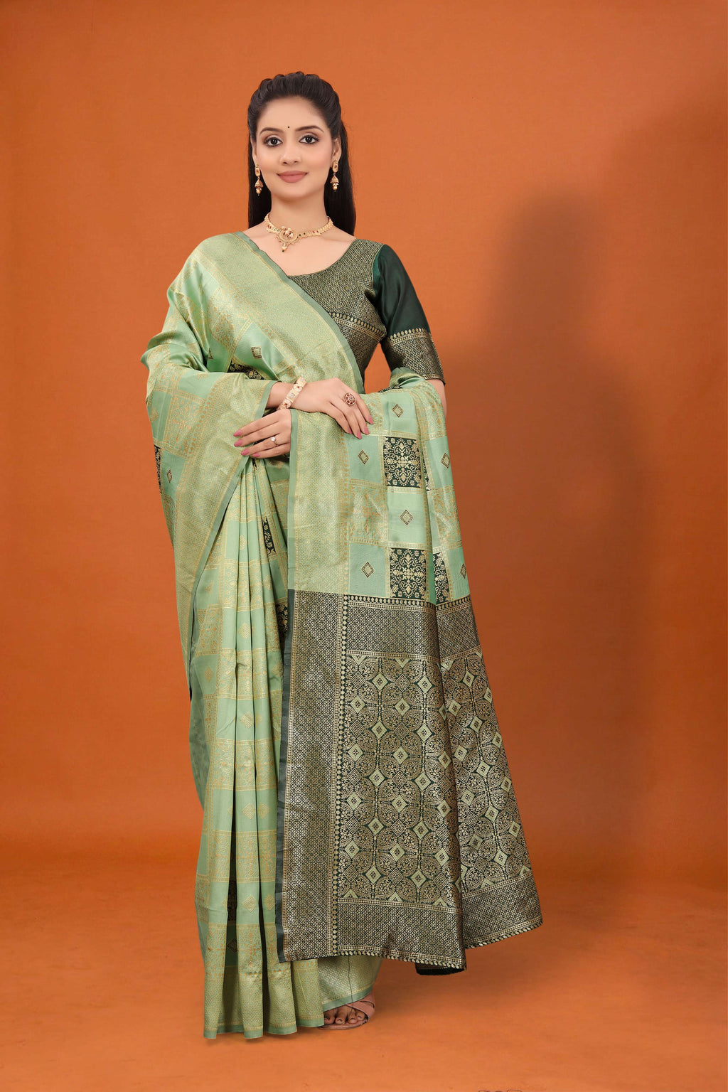 Banarasi Silk Saree for Women | Checkered Zari Design with Rich Pallu & Border
