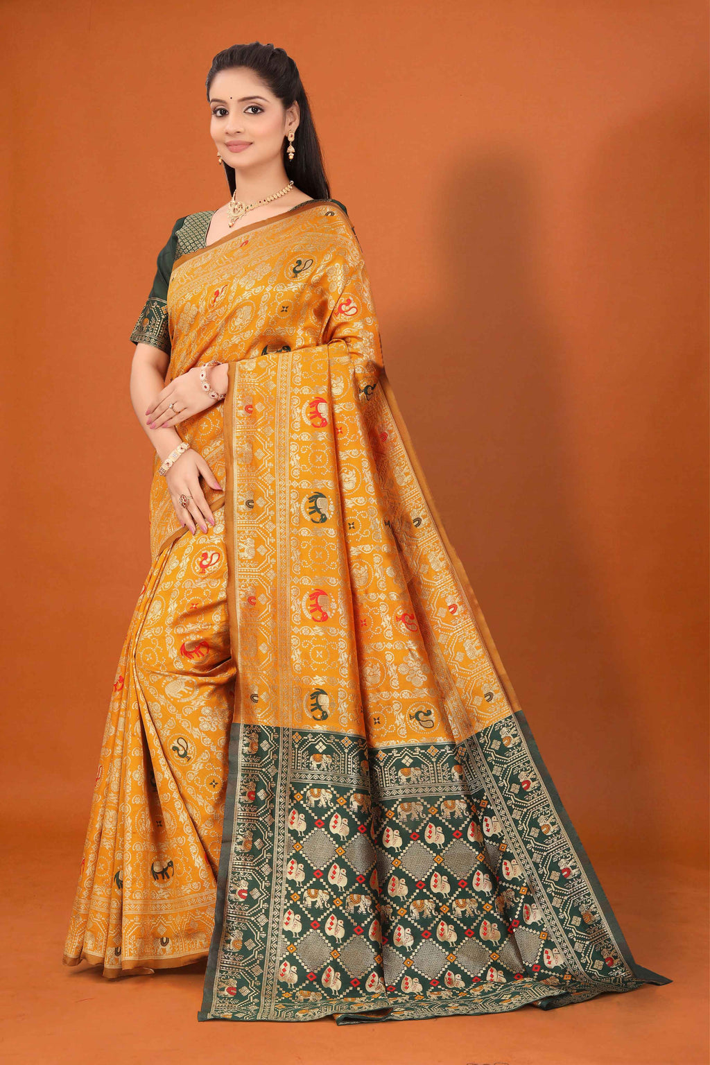 Designer Banarasi Silk Saree for Women | Traditional Motif Saree with Zari Work