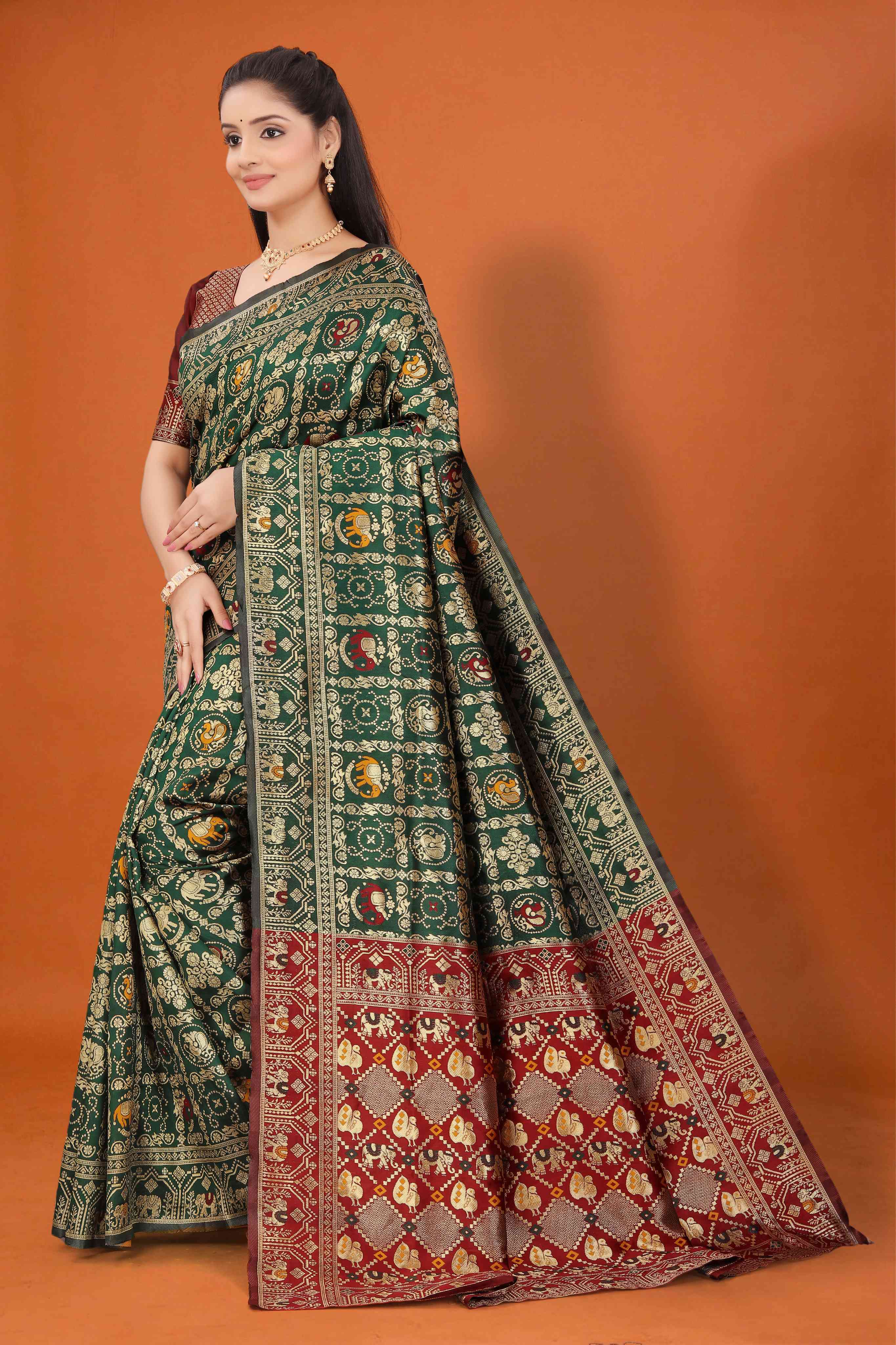 Designer Banarasi Silk Saree for Women | Traditional Motif Saree with Zari Work