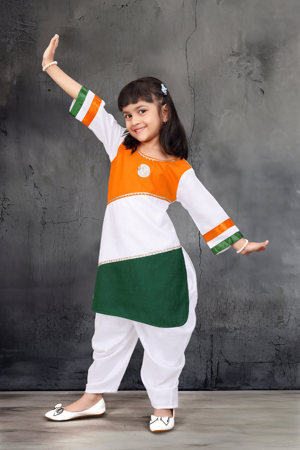 Republic Day Kurta and Dhoti Pant Set for Girls – Tricolor Ethnic Wear