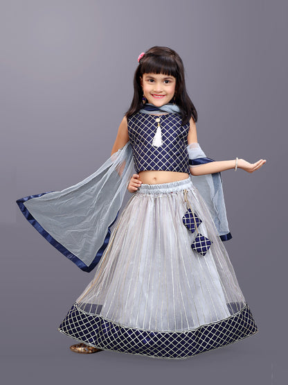 Girls Checkered Lehenga Choli and Dupatta Set