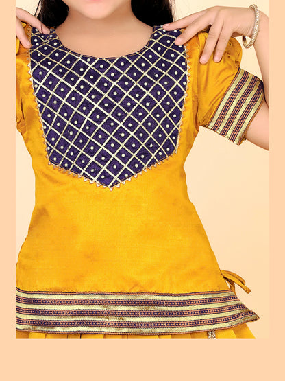 Baby Girls Ethnic Wear Printed Lehenga Set
