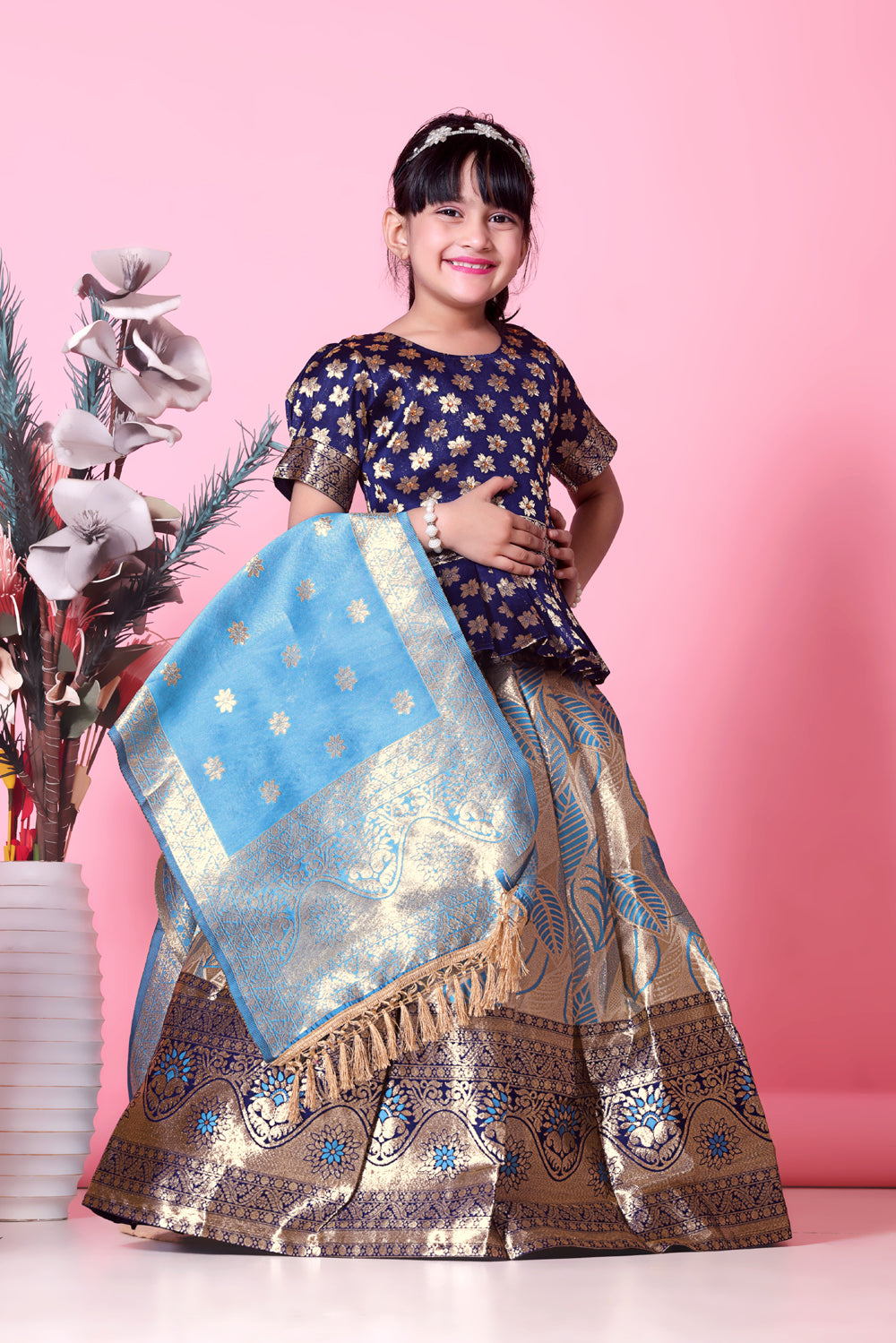Girls Banarasi Lehenga Choli Set Silk Festive Wedding Ethnic Dress Kids