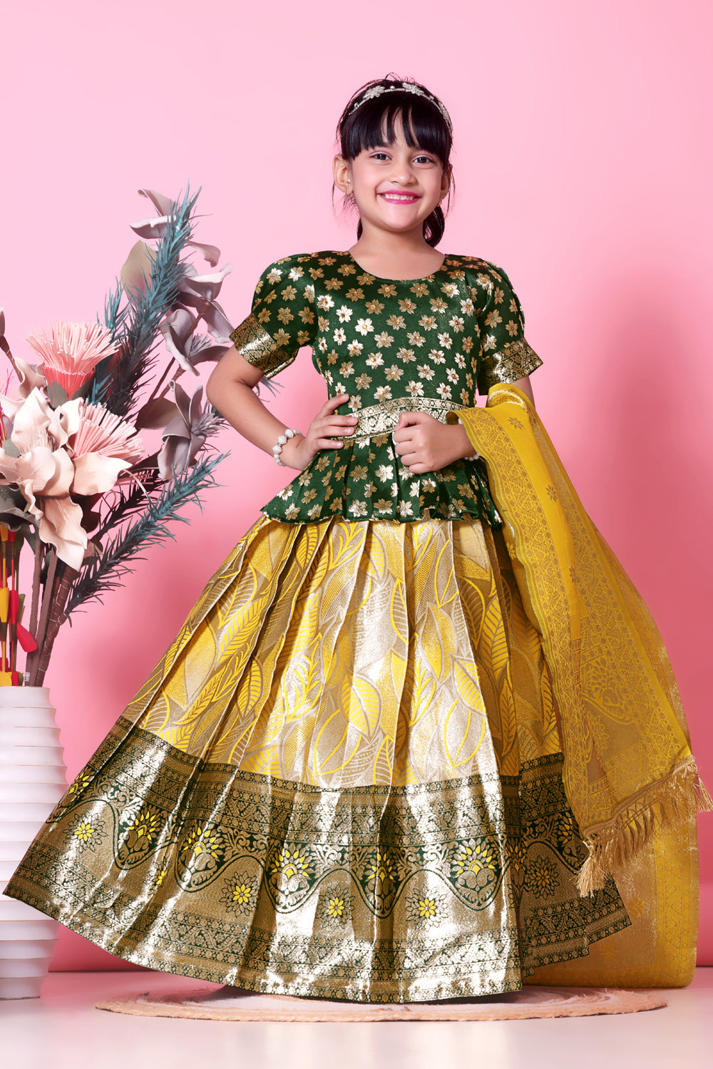 Girls Banarasi Lehenga Choli Set Silk Festive Wedding Ethnic Dress Kids