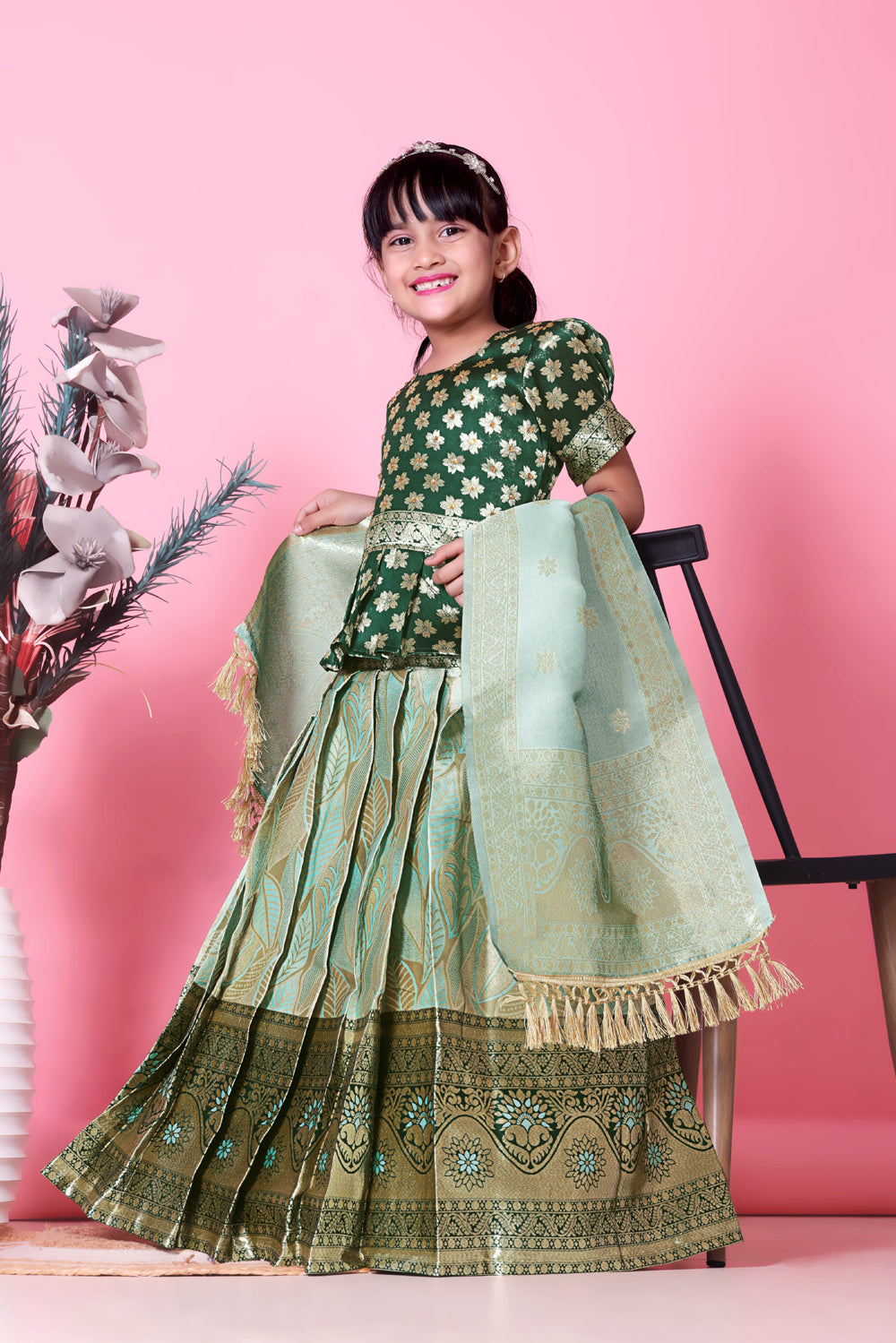 Girls Banarasi Lehenga Choli Set Silk Festive Wedding Ethnic Dress Kids