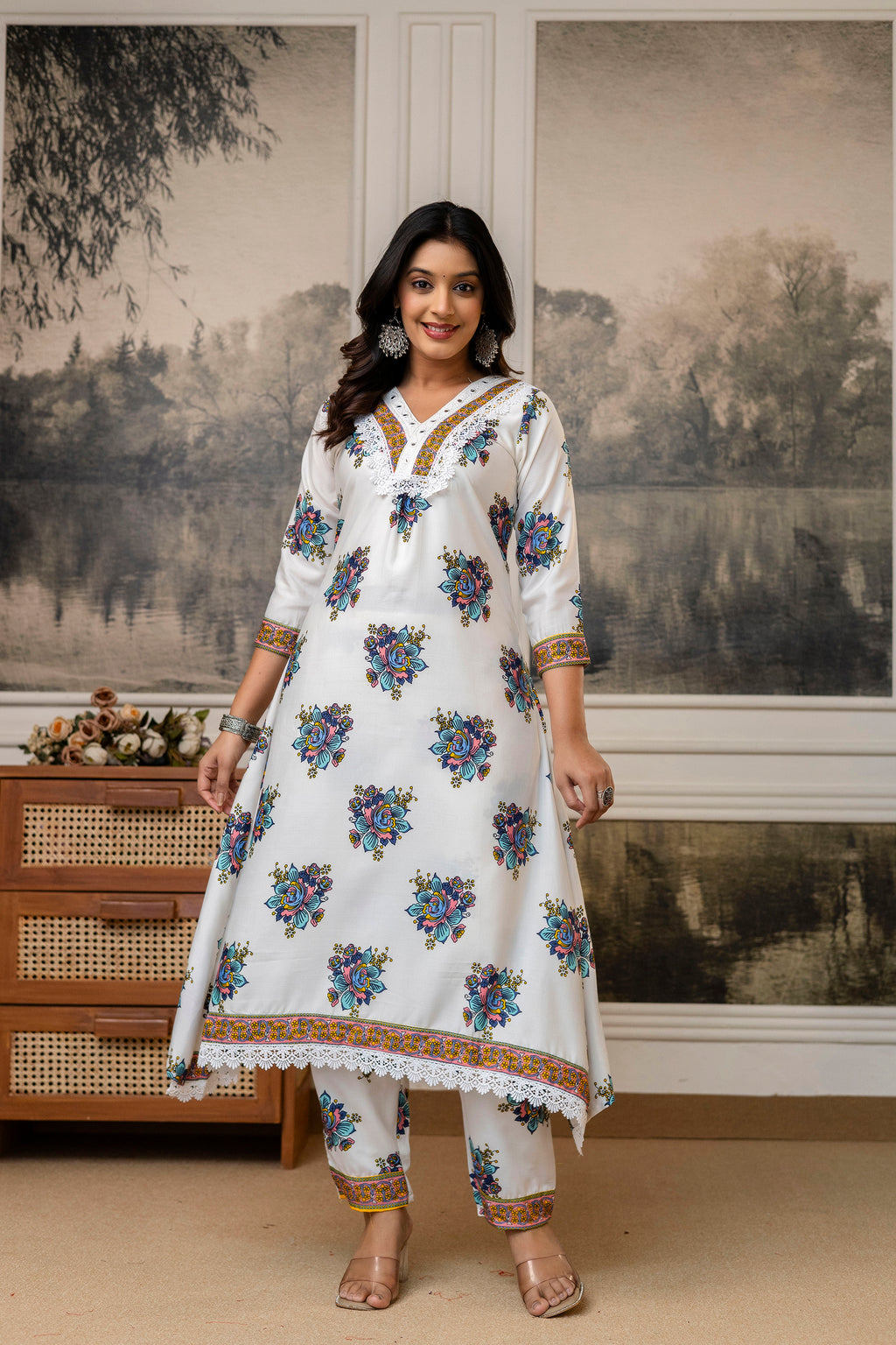 White Floral Printed Cotton Kurti Set with Dupatta – Casual & Festive Wear