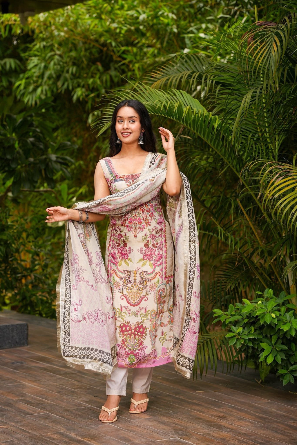 Ivory Kurta Set with Floral Dupatta – Elegant Festive Wear for Women