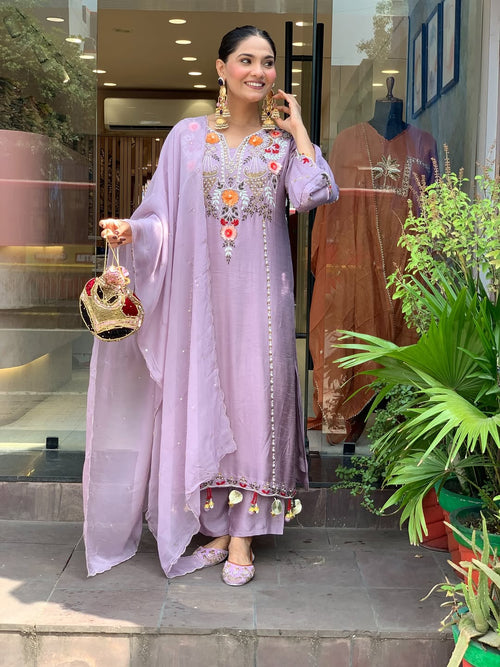 Beige & Lavender Embroidered Chanderi Kurta Set – Elegant Festive Outfit