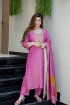 Peach Embroidered Viscose Kurta Set with Jacquard Dupatta – Elegant Festive Wear