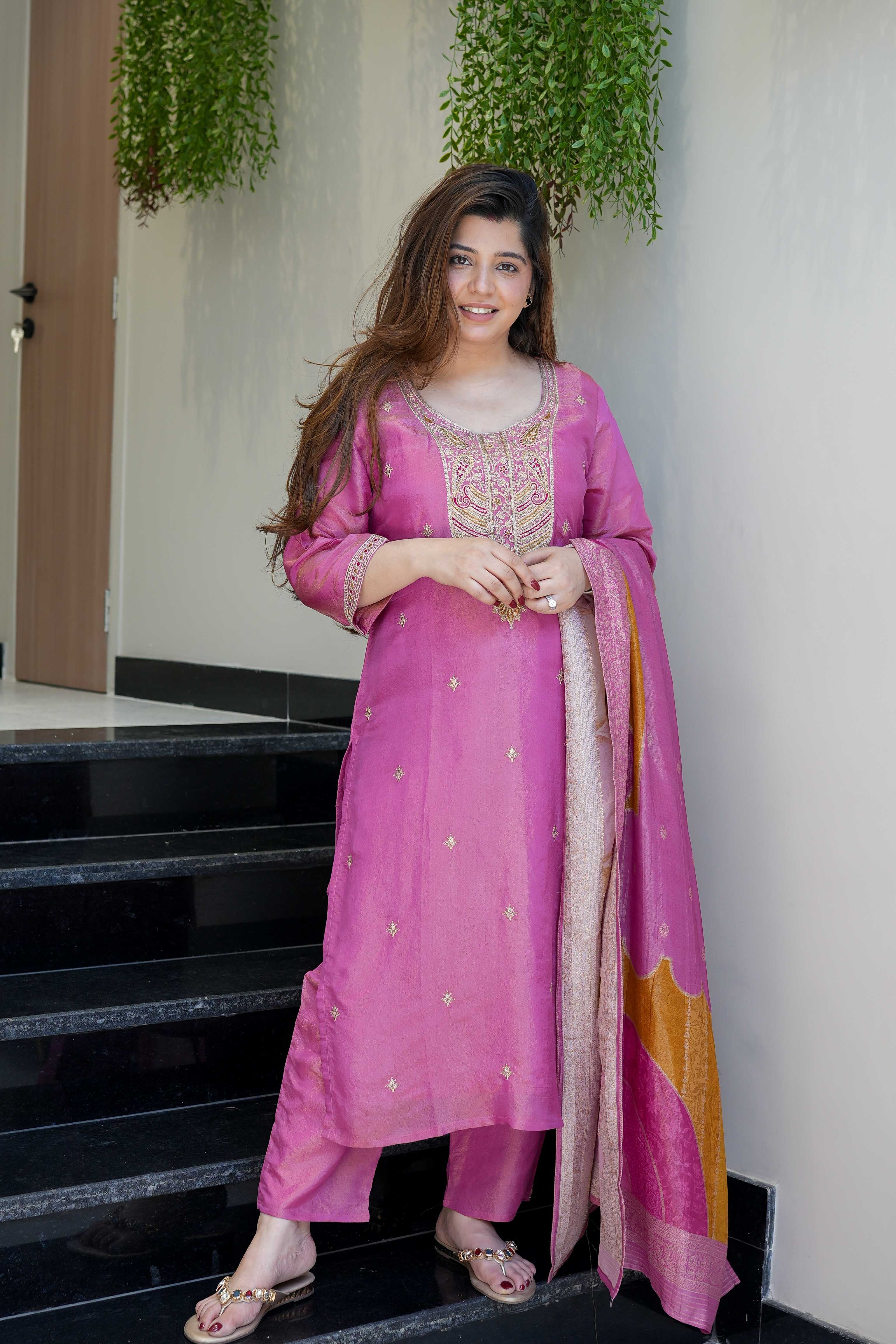 Peach Embroidered Viscose Kurta Set with Jacquard Dupatta – Elegant Festive Wear