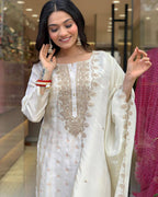 Off White Embroidered Kurta Set – Punjabi Style Wedding Guest Outfit