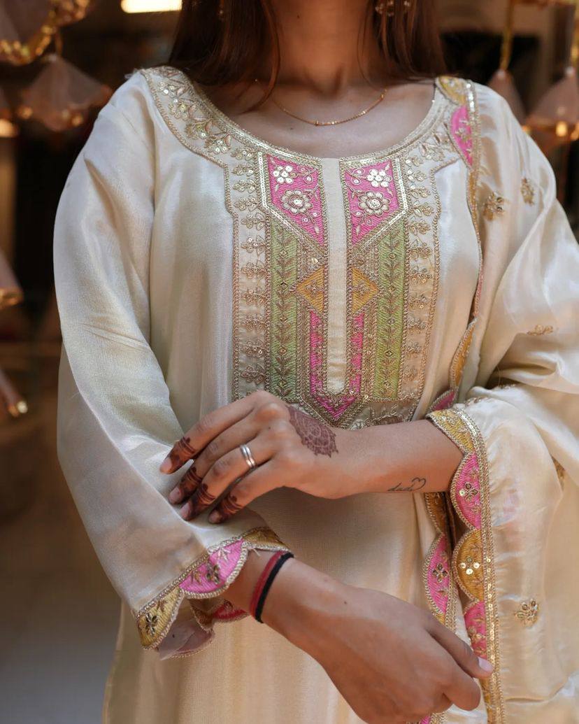 Viscose Chanderi Kurta Set with Dupatta – Embroidered Wedding Guest Outfit for Women